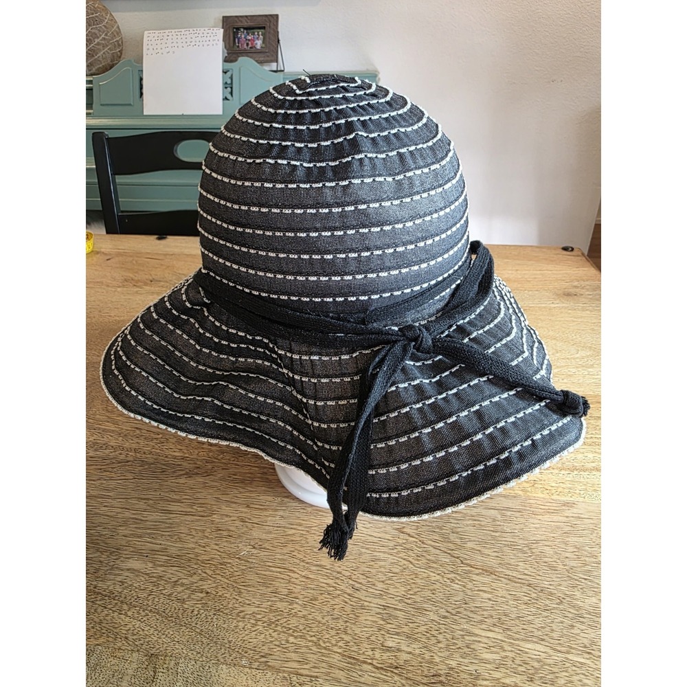 Scala Collezione Floppy Beach/Garden‎ Hat Gray One Size Bendable Brim